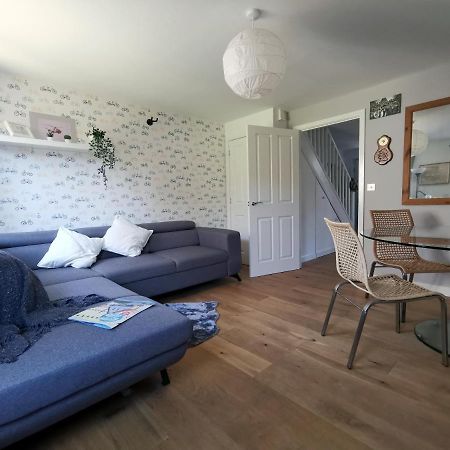 2 Bedroom House With Free Parking Lyme Regis Exterior photo
