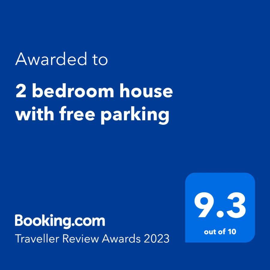 2 Bedroom House With Free Parking Lyme Regis Exterior photo